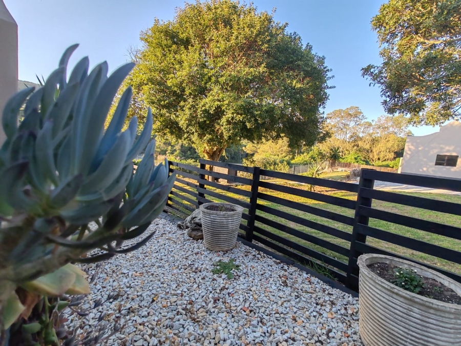 Commercial Property for Sale in Colleen Glen Eastern Cape